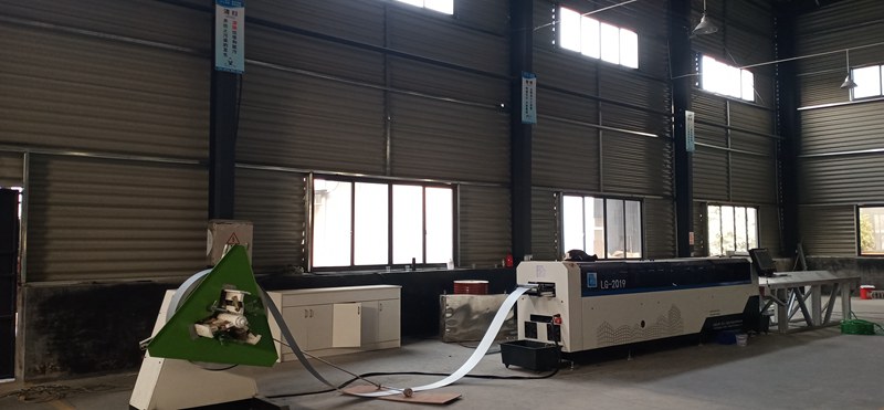 睿婕輕鋼別墅萍鄉(xiāng)工廠 正式建成 11月份投入生產(chǎn)!(圖6) 睿婕工廠生產(chǎn)線