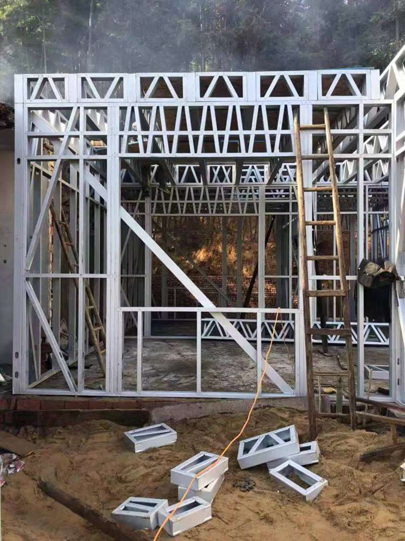 輕鋼別墅需要用到的主要材料以及常用規格(圖1) 睿婕輕鋼別墅