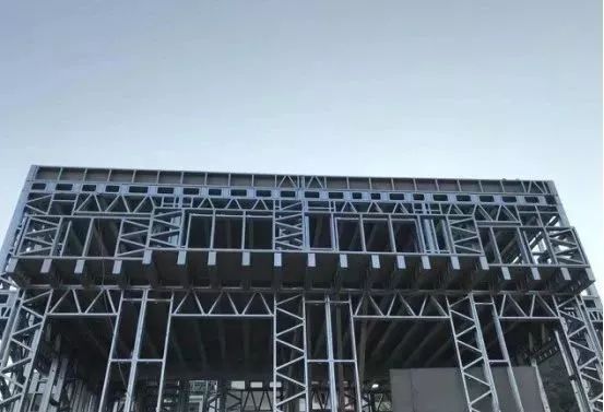 輕鋼龍骨有幾種顏色?它們有什么區別?(圖2) 睿婕輕鋼別墅