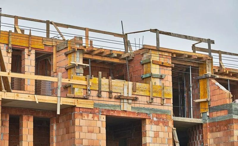 自建房到底用輕鋼or鋼筋混泥土結構or木質結構(圖2) 睿婕輕鋼別墅