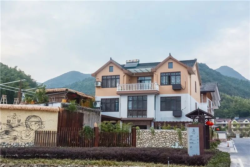 裝配式建筑助力鄉村振興,把閑置宅基地改造成了網紅民宿!(圖5) 睿婕輕鋼別墅