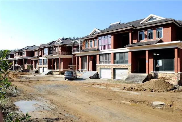 新聞報道 |住上輕鋼科技房的村民,來聽5年后他們的真實感受!(圖1) 睿婕輕鋼別墅