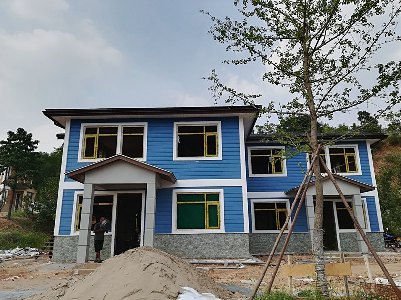 輕鋼結構的優勢在哪里?輕鋼結構應用時要注意什么?(圖1) 睿婕輕鋼別墅