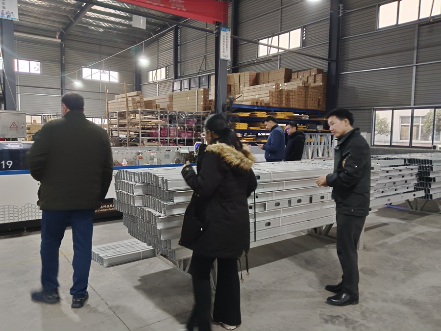 睿婕輕鋼別墅生產(chǎn)基地 睿婕輕鋼別墅生產(chǎn)基地